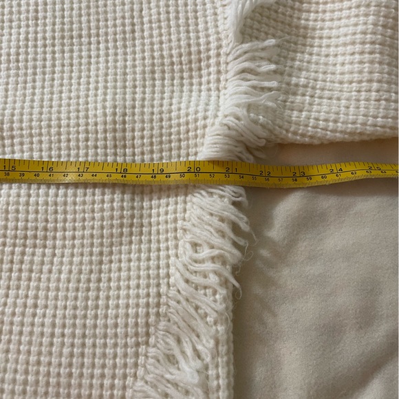 Michael Kors Waffle Knit Sweater with Fringe in Bone Colour NWT - Picture 9 of 11